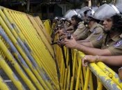 На юге Шри-Ланки в результате беспорядков пострадали более 20 человек