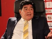 Марадона: Наступило время сменить Блаттера