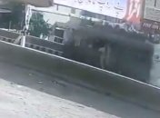 В Пакистане поездка на крыше автобуса завершилась гибелью для 11 детей (видео)