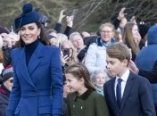 Кейт Миддлтон с дочерью и старшим сыном - Шарлоттой и Джорджем