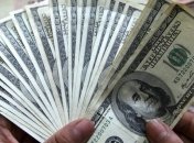 Украинцы стали покупать меньше валюты