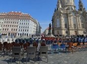 У 76 містах Німеччини ресторатори влаштували акцію протесту "порожні стільці"