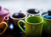 Необычные решения, которые стоит попробовать, если у вас куча ненужных чашек (Фото)