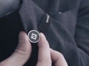 "Умная" одежда: Samsung создала свитер для зарядки гаджетов