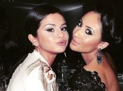 Селена Гомес больше не общается с подругой, пожертвовавшей певице собственную почку