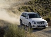 Мальчик угнал "Мерседес" приемных родителей