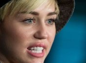 Майли Сайрус признана лучшей исполнительницей года 