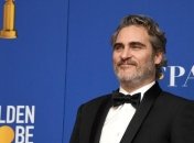 Ради окружающей среды: Хоакин Феникс будет носить один и тот же костюм на всех светских мероприятиях (Фото)