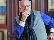 Микита Михалков звинуватив Біла Гейтса у намірі "чіпувати людей"