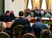 Луценко рассказал о встрече с семьями Героев Небесной Сотни