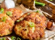 Таких оладий можно приготовить целую гору очень быстро