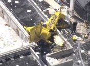 Во Флориде самолет протаранил небоскреб