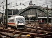 В Австрии остановились все поезда