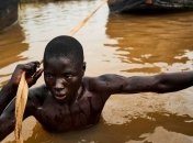 Гигантские песочницы Мали: как добывают песок для кирпичей (Фото) 