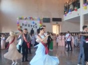 "Приехали, конечная": оккупанты Дебальцево устроили выпускной на опустевшем вокзале (фото)
