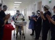 104-летняя женщина дважды победила коронавирус (видео)