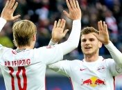 Лидер чемпионата Германии сенсационно минимально проиграл аутсайдеру