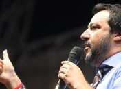 Сальвини: С сегодняшнего дня Италия скажет "нет" нелегальной миграции 