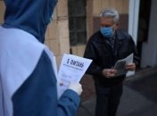 Сеть насмешило фото, как Зеленский отвечает на собственные "5 вопросов"