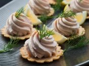 Цей пашет стане чудовою закускою до святкового столу  (зображення створено за допомогою ШІ)