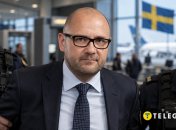 Святаша задержали на границе
