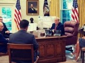 Мелания Трамп побывала на пикнике конгресса: наряд первой леди