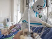 Провокує параліч: вчені виявили нову особливість коронавірусу