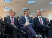 Генсек НАТО призвал РФ прекратить поддержку боевиков на Донбассе