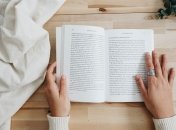 Букеровская премия 2020: награду получил Дуглас Стюарт за роман "Шугги Бейн"