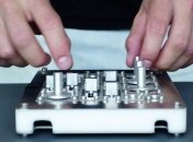 Немец изготовил из алюминия модульный интерфейс для iPad