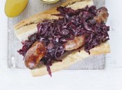 Бутерброд с домашней колбасой и капустным салатом