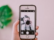 На заставку лучше ставить нейтральную картинку