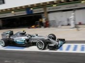 "Мерседес" является фаворитом сезона-2016