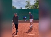 Федерер врезал между ног жениху Свитолиной (видео)