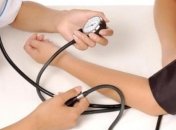 Врачи объяснили, почему в холода важно контролировать давление