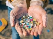 Микропластик нашли в человеческих тканях и ученые пока не знают, насколько это опасно