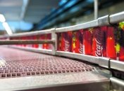 Coca-Cola приостановила производство в Венесуэле из-за нехватки сахара
