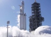 Названа причина падения разгонного блока Falcon Heavy