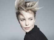 Папарацци застали Шарлиз Терон на шопинге со своими дочками (Фото)