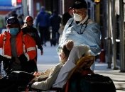 В США за сутки от коронавируса умерли более 2,5 тыс. человек 