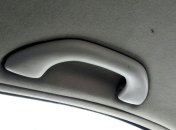 Ручка на стелі авто