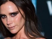 Виктория Бекхэм удалила татуировку, сделанную в честь мужа 