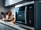 Микроволновая печь - один из самых необходимых приборов на кухне