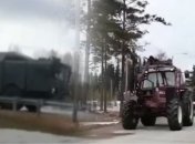 Фінські "тракторні війська" готові зустріти російську техніку