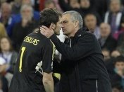 В капле Касильяса увидели послание Моуриньо