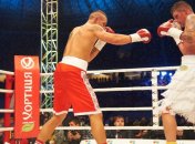 Как Усик нокаутировал Брюэра (Фото)