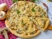 Самая необычная пицца готовится по этому рецепту