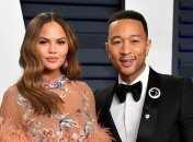 Крисси Тейген впервые нарушила молчание после выкидыша