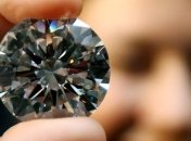 Бриллиант весом 100 карат был продан на аукционе за $22 млн