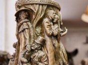 В центре Харькова установили памятник Людмиле Гурченко